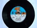 THE SCORCHERS. THE  ROYALS. HOLD ON TIGHT. ORIG UK 7