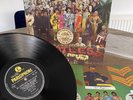 The Beatles-SGT PEPPERS LONELY HEARTS CLUB BAND 1967 Parlophone EMI Vinyl LP. NM