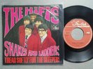 r Beat THE HIFIS Snakes and Ladders Star Club Single 7 45 Jahr 1967
