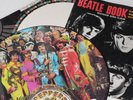 THE BEATLES   SGT. PEPPERS LONELY HEARTS VINYL PICTURE DISC & BEATLE SONG BOOK