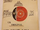 The Tymes - Here She Comes / Malibu 7” VINYL, Cameo-Parkway P 924, UK 1964. RARE