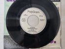 45 giri AS 5000 824 Lil Louis - French kiss / The Cure - Love song con sticker