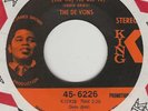 THE DE VONS - Someone To Treat Me -Orig. King PROMO 6226- JAMES BROWN PROD.