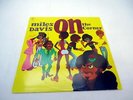MILES DAVIS ON THE CORNER LP USA COLUMBIA 70's REPRESS NOT IN DISCOGS NEAR MINT-