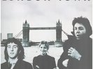 Wings London Town + POSTER, INSERT JAPAN NEAR MINT Capitol Records Vinyl LP