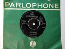 THE BEATLES UK 45 ' SHE LOVES YOU / I'LL GET YOU ' 1963 - EX