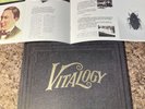 PEARL JAM Vitalogy Original 1994 First Press LP EPIC E-66900 Vinyl w/ Booklet