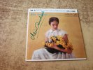 SIGNED 1957 EXCELLENT Julie Andrews-the Lass With The Delicate Air 1403 EP 45
