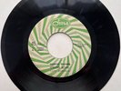 LOS ZHEROS Cuarto Oscuro PERU LATIN PSYCH FUNK 45 *hear*
