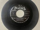 Sensational Nightingales GOSPEL 45 Storm Is Passing Over/People PEACOCK VG++HEAR