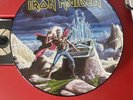 Iron Maiden – Run To The Hills Live - 12