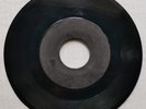 THE SENSATIONS - THOSE GUYS / I WILL NEVER FALL IN LOVE AGAIN / 7
