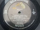 MONO LABEL Elvis Presley Roustabout Silver Print 1st Issue LPM-2999
