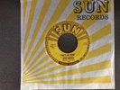 Elvis Presley First Release 1954 - Sun Record/ “ That's All Right “Vinly 7” 45