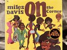 MILES DAVIS – ON THE CORNER LP NEAR MINT 80's US NICE PRICE PC 31906