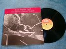BLUE OYSTER CULT. THE REVOLUTION BY NIGHT. 25686. STEREO. 1983. INSERTS. 1ST.