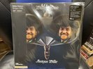 LIMITED EDITION WILLIE NELSON SHOTGUN WILLIE VINYL ME PLEASE GUNSMOKE VINYL LP