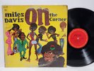 MILES DAVIS On The Corner 1972 LP 1st Pressing Columbia KC 31906 JAZZ Fusion