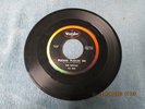 Beatles OVAL Vee Jay 45 VJ 498 . Please Please Me / Ask Me Why .  VG +