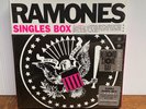 RAMONES SINGLES BOX 10x 7