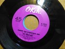 THE VIBRATIONS. KEEP ON KEEPING ON & HELLO HAPPINESS.  SOUL . EXCELLENT     45