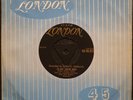 THE DE CASTRO SISTERS - I'm Bewildered - London GOLD - HL 8158 - MINT