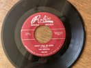 Doo Wop 45 THE SEQUINS Dont Fall In Love / Why Can't You Treat Me Right  ROBIN 1