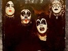 Kiss NB9001 **Error Copy** KISSIN TIME On Label And Vinyl ****