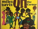 MILES DAVIS - ON THE CORNER - USA COLUMBIA GATEFOLD LP - KC31906 -GREAT COPY
