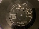 THE BEATLES - I WANT TO HOLD YOUR HAND rare IRELAND 1963 / BEAT /VG/VG+
