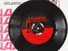 EX Led Zeppelin Over The Hills And Far Away / Dancing Days  1973 7