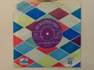 Elvis Presley   I'm Left, Your Right, She's Gone 1958 HMV 45-POP 428   UK Silver