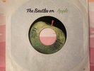 BEATLES 45.  Canada  1968.  HEY JUDE.  REVOLUTION.  Apple 2276.  1st Press.  EX.