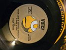 THE FOUR VOICES - YOUR LOVE IS GETTING STRONGER - VOICE  V1112 - IN EX COND
