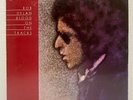 BOB DYLAN - BLOOD ON THE TRACKS - 1975 - COLUMBIA PC 33235 W/Inner Sleeve