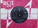 Elvis Presley - A Little Less Conversation / Almost In Love - RCA 1768 - EX-45