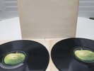 The Beatles The PCS 7068 White Album  UK No 23597  + Poster And Photos   VG+/VG+