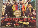 LIKE NEW 2017 THE BEATLES Sgt. Pepper’s 50th Anniversary 2LP Vinyl + Posters