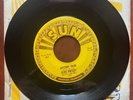 Elvis Presley Original 1955 SUN 223 45 Mystery Train