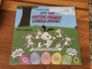 IT'S THE EASTER BEAGLE CHARLIE BROWN RSD 2025 10
