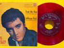 ELVIS PRESLEY (7