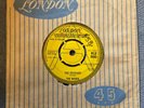 THE NOVAS - THE CRUSHER rare UK 1964 DEMO PROMO / GARAGE PUNK BFTG / THE CRAMPS