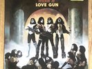 KISS LOVE GUN ORIGINAL 1977 FIRST PRESSING FACTORY SEALED STUNNING