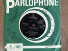 *SIGNED* THE BEATLES HELLO GOODBYE / I AM THE WALRUS PARLOPHONE 7” VINYL SINGLE