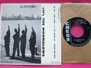 LOOK IT'S THE MOONGLOWS - clean 45 rpm EP - Chess 5123