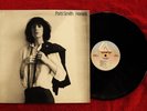 PATTI SMITH GROUP    HORSES       1975 LP   STERLING   NO RL    