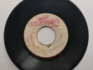 BURNING SPEAR - DOOR PEEPER / SOUND DIMENSION - SOUL SHAKE / 7