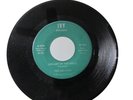 45 RECORD - THE DELTAIRS - LULLABY OF THE BELLS