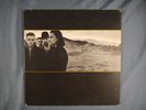 U2-THE JOSHUA TREE      VINYL LP 1987 1ST PRESS  WITH  POSTER