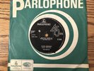 The Beatles – Eleanor Rigby / Yellow Submarine - Vinyl 7